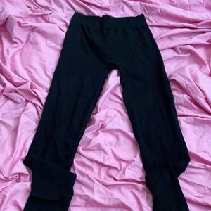 black leggings